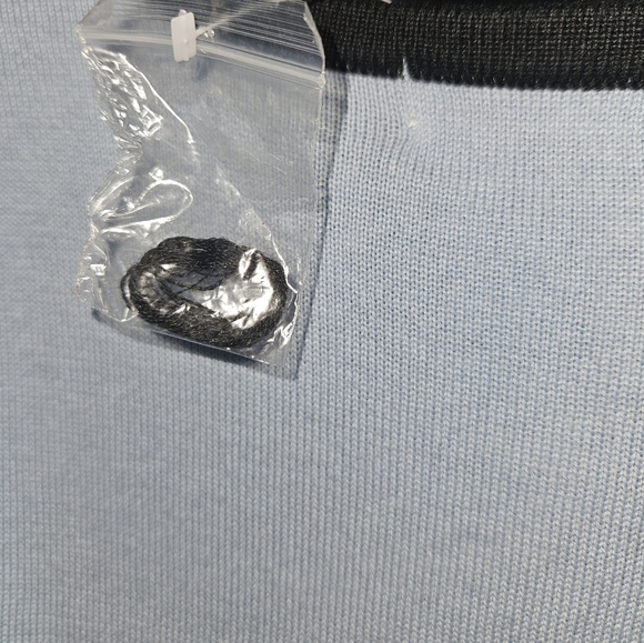 NWT Dressbarn Short Sleeve Sweater - Picture 3 of 3